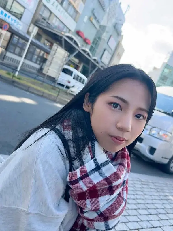 Real Creampie AV Debut - Yuma Orihara (Age 21)