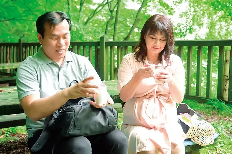 New 50s and 60s - Mature Couples Reigniting Their Passion Through Deep Kisses and Intimate Intercourse 2[Origin]