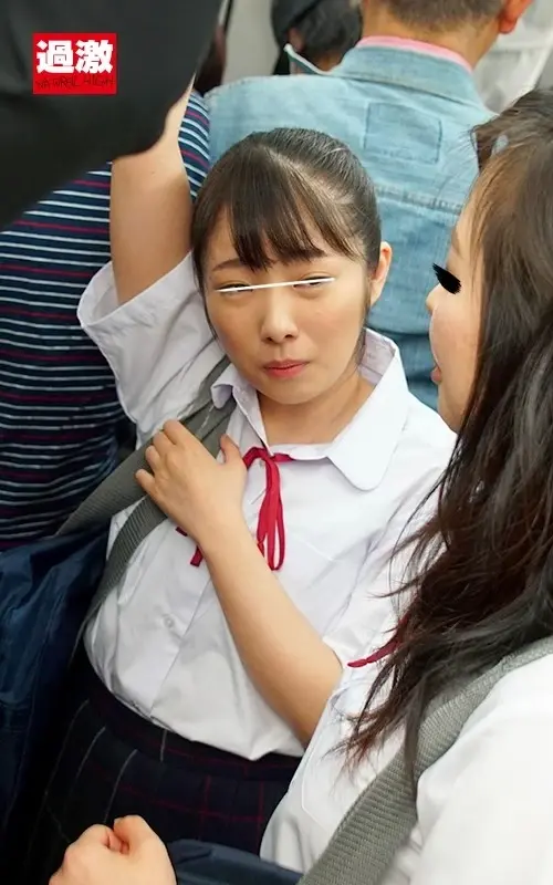 Saliva-Dripping Kissing Pervert 2: High School Girl Seducing Old Men with Intense Licking and Close Contact[Origin]