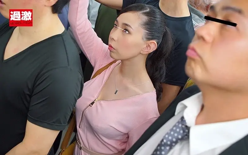 Perverted woman gets groped and enjoys it on crowded train while wearing revealing tight dress 2[Origin]