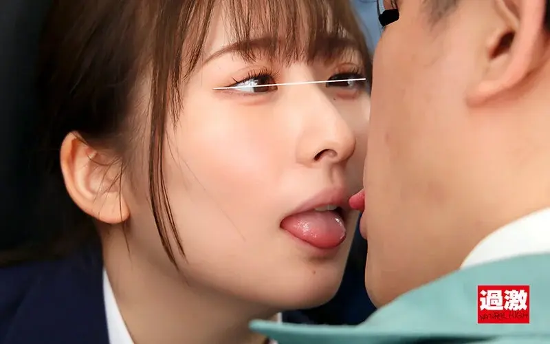 Passionate Face-to-Face Kisses Making Her Climax Multiple Times - Horny Girl's Deep French Kiss Vol.3