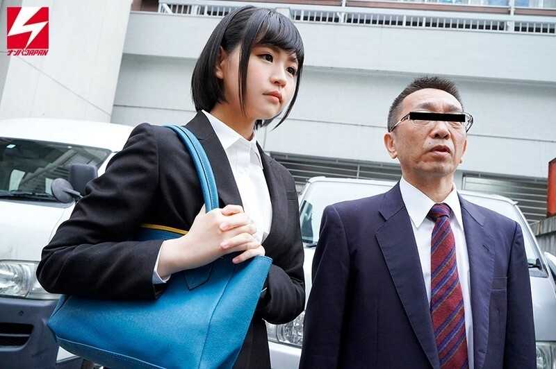 Did you know that bathing together can deepen bonds? A corporate verification project! First mixed bathing experience between a male boss and female subordinate spotted in the business district! Big breasts edition! What happens when an aroused boss enters a love hotel jacuzzi with his subordinate in a revealing micro bikini with multiple wardrobe malfunctions??[Origin]