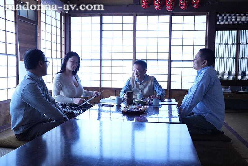 町内会の乳オナホにされた人妻 〜Nカップを躾ける中年オヤジの輪●集会〜 城ヶ崎百瀬