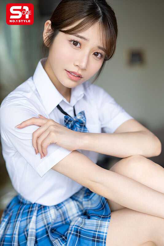 Introducing Super A5 Rank High School Students A 7 hour intimate session with 17 elite students in their uniforms