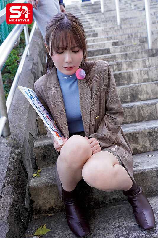 周りに人がいるから恥ずかしい！けど…気持ち良すぎてイッちゃう！ こんなキレイな女子だからこそ極限まで下品に大羞恥イカセ50シチュエーション（電車・教室・会社・テレビ局等）8時間