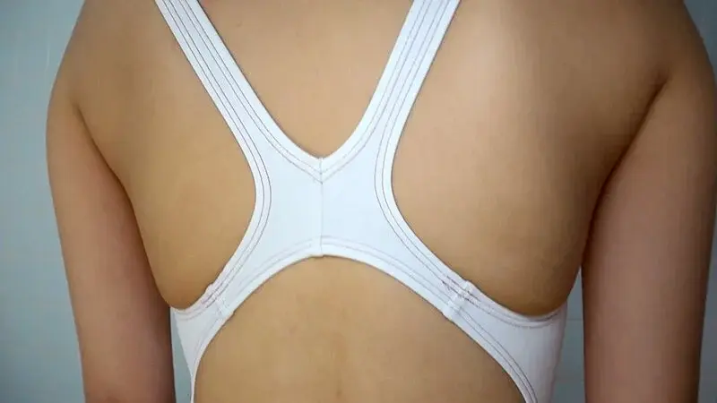 Maeda Minami - Wet, Shiny and Tight-Fitting Divine Competition Swimsuit - Thoroughly enjoy the cute girl in her competitive swimsuit! Starting with changing room voyeur footage, from small to large breasts, shaved, visible hair, and armpits fetish close-ups, to lotion soapplay and swimsuit bukkake, all fully clothed AV[Origin]