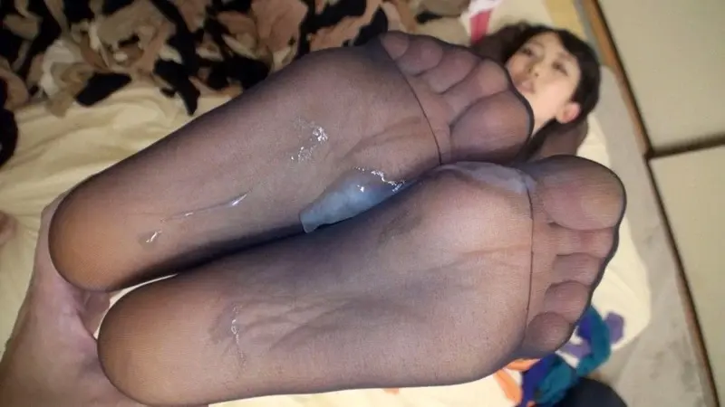 Goddess Pantyhose - Sumire Kurokawa. A complete coverage of mature women's beautiful legs in raw pantyhose, including wives, mothers, and working office ladies in uniforms! Fully clothed, savoring from sweaty soles to toes. Self-pleasure, face-sitting, foot-play, sometimes including intimate moments with various finishes![Origin]