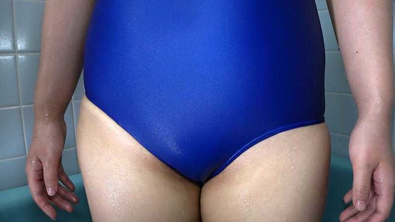 Misaki Oto - Wet, Shiny, and Perfectly Fitted School Swimsuit! Thoroughly enjoying the sight of cute girls in school swimsuits! Starting with changing room voyeur footage, featuring close-up fetish shots of small to large breasts, shaved areas, visible hair, and armpits, plus lotion soap play and swimsuit bukkake, all fully clothed in this adult video