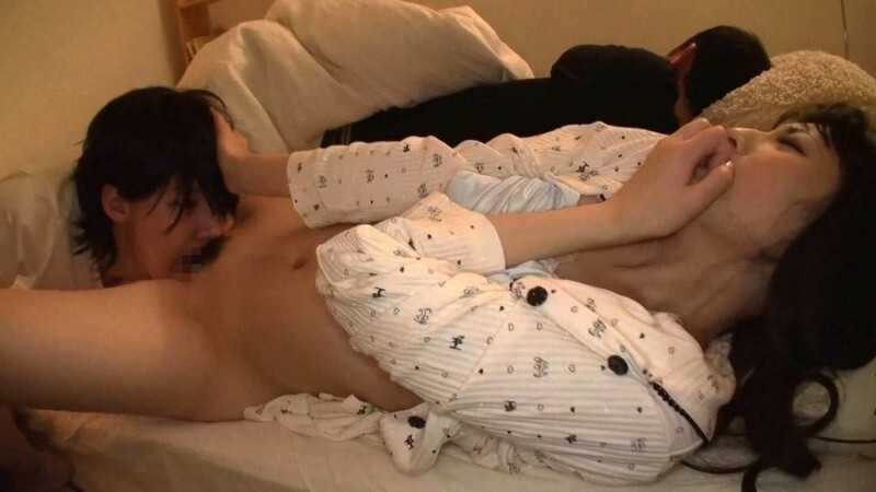 Even though I knew it was wrong I let him finish inside me at night[Origin]