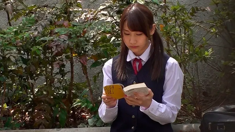 Taking advantage of a timid young girl, forcefully developing her small body led to uncontrollable reactions - squirting, leaking, and excessive fluid release during intercourse caused her intimate area to break down, reducing her to a mindless state...[Origin]