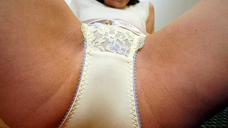 おちん〇ん刺激しちゃうぞ 自撮り二人きりオナニー 清華 五十嵐清華