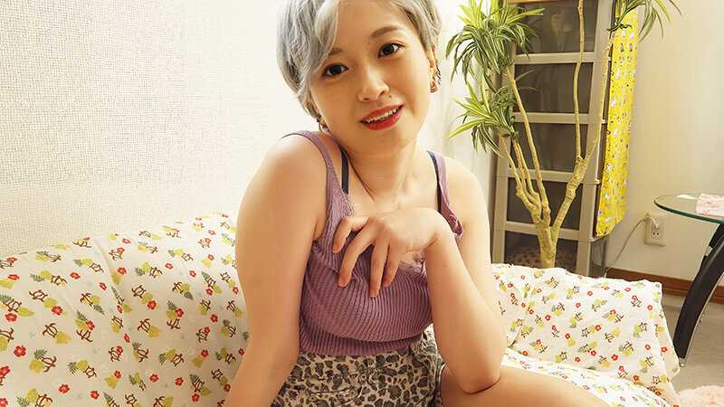 おちん〇ん刺激しちゃうぞ 自撮り二人きりオナニー ウタ 沢尻ウタ