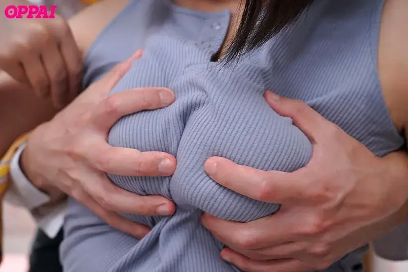 Seductive Private Tutoring Session with a Busty Student - No Bra Temptation leads to H-cup Service and Voluptuous Body Riding, Resulting in Complete Release with Thick Thighs - Asahina Hoshi