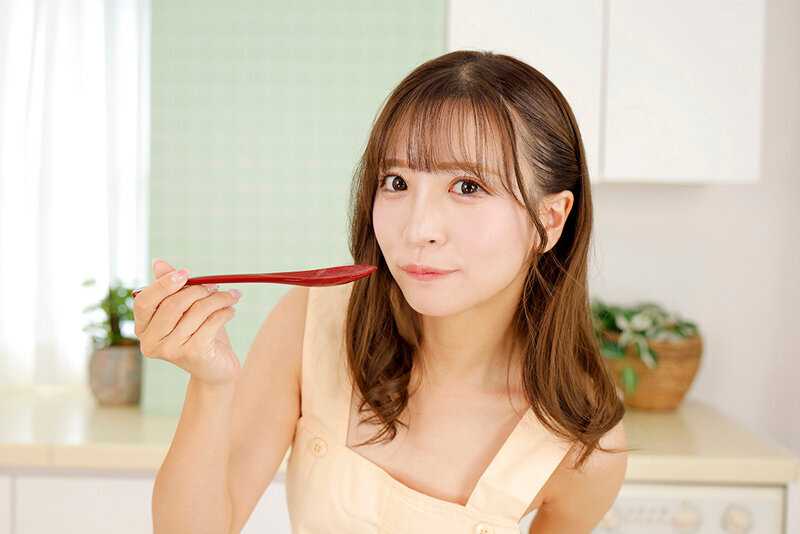 【VR】皆が羨む美人の嫁は重度のオチ●ポ中毒！24 時間SEXのお誘いが止まない（悪）？夢のような新婚生活 小那海あや 【8K】