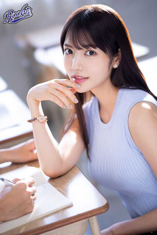 マジでフェラする5秒前！性欲が渋滞しているAV女優のクッソ生々しい本気のフェラチオ可愛い顔が吸引力で凄いことになっているのが逆にリアル