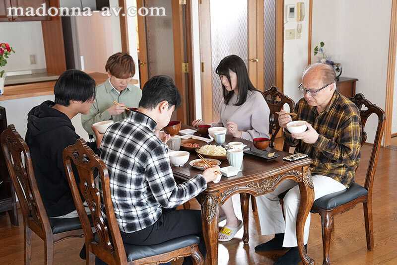 Days of Incest with Mother in the Family Home After Everyone Has Left - by Rin Okae