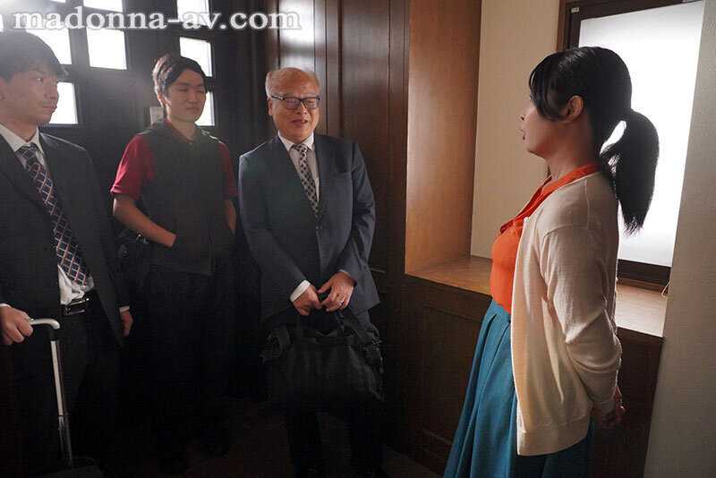 Days of intimate moments with mother in our ancestral home after everyone else has left - Megumi Suzukawa