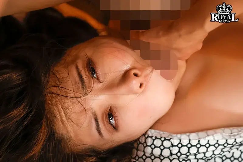 Waking up to find a junior female employee in a disheveled yukata in my room! Though she usually acts arrogant and rude, now she's being sweet and clingy... - Emma Futaba[Origin]