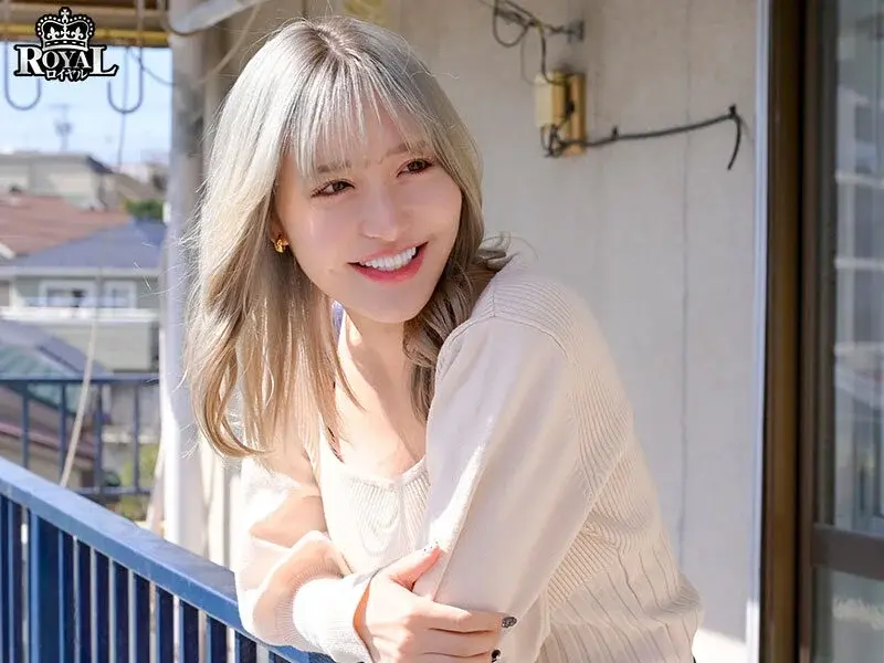 Peeping Punishment: 10 Merciless Milkings by a Sadistic Temptress!? I Became the Ejaculation Pet of My Busty Gyaru Neighbor. Sarina Momonaga[Origin]