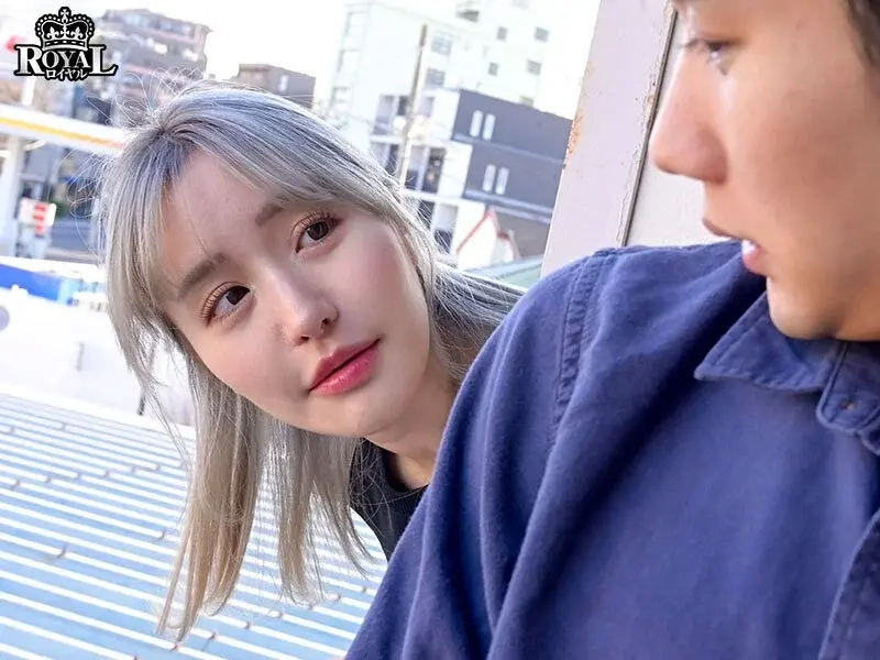 Peeping Punishment: 10 Merciless Milkings by a Sadistic Temptress!? I Became the Ejaculation Pet of My Busty Gyaru Neighbor. Sarina Momonaga[Origin]