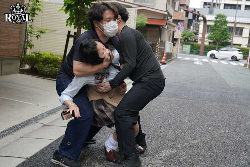 数年前に私を犯した男達が目の前に再び…ムショ帰り拷姦魔の串刺しW種付けプレスを朝から晩まで… 北野未奈