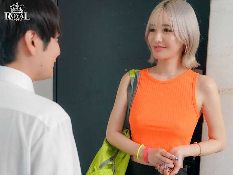 隣人ガチャUR確定演出。隣に引っ越してきたのはノーブラ乳首ポッチの美乳お姉さん。 百永さりな