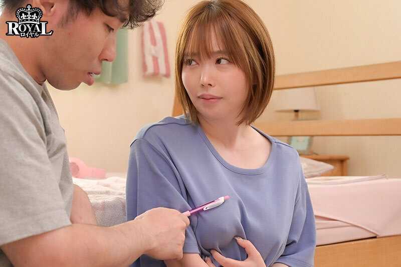 清楚で超内気な義妹を連日チクハラしてたら超敏感早漏体質になってイキまくり！下品な顔してイキまくる変態女子に豹変。 小栗操