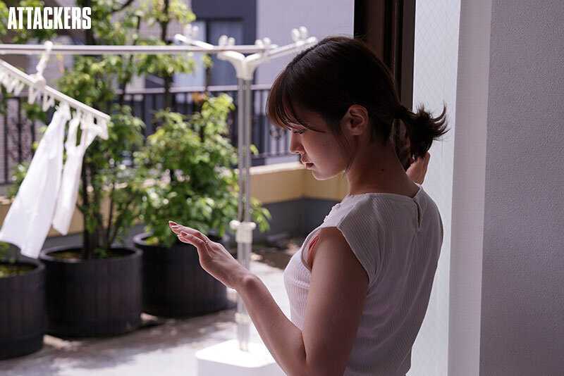 Finally, I encountered the man I never wanted to meet again. Eight years ago, I was assaulted by this man. - Ootori Miyu[Origin]