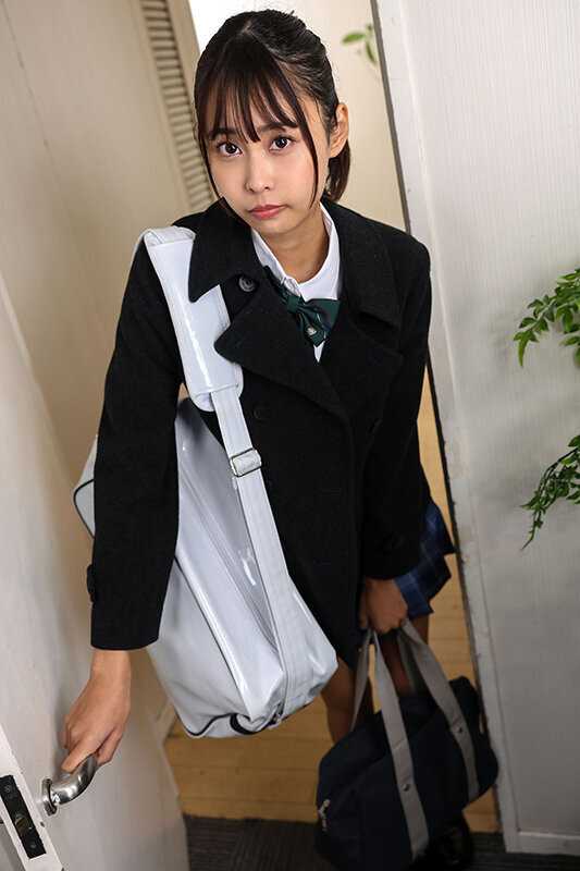 【VR】部活動しかしてこなかった女子校生が…おじ大好き中出しマ●コに至るまで。ストイックな水泳女子の産まれて初めてのP活録