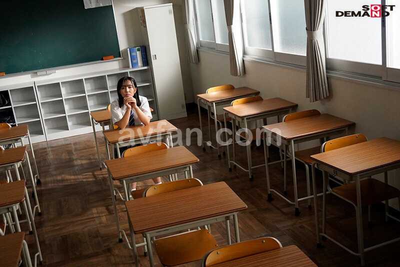 初体験だけの4科目（3エッチ）【 1時間目:初めてのデカチン 2時間目:初めての連続絶頂 3時間 :初めてのイラマチオ 4時間目:初めての3P】「 新しい発見がしたいんです 」えっちにも真面目な優等生 美咲音