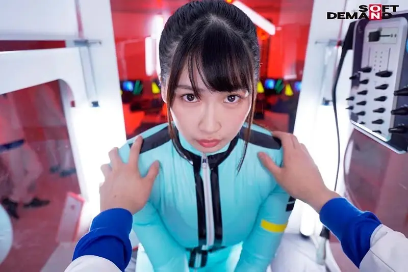 From today on, you are a member of the Sex Earth Defense Force 2169! Protect Earth by having intimate encounters with the strong and attractive female crew members aboard the spaceship![Origin]