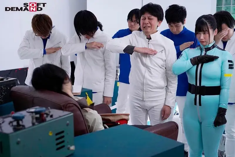 From today on, you are a member of the Sex Earth Defense Force 2169! Protect Earth by having intimate encounters with the strong and attractive female crew members aboard the spaceship![Origin]