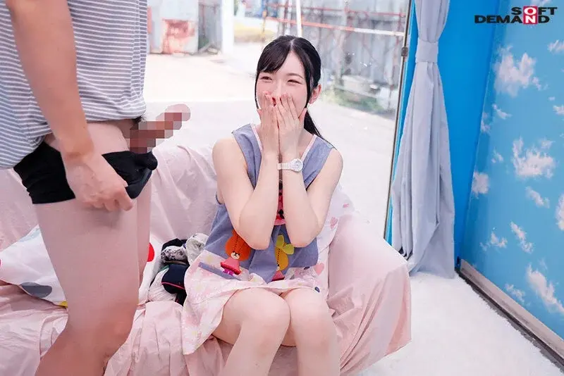 Magic Mirror Bus - Exclusive for Trainee Childcare Workers! What was supposed to be a blushing first-time experience with a virgin turned into... Actually, he's an experienced AV actor with incredible stamina! Non-stop intense pounding making her climax repeatedly, regardless of her incontinence and convulsions![Origin]