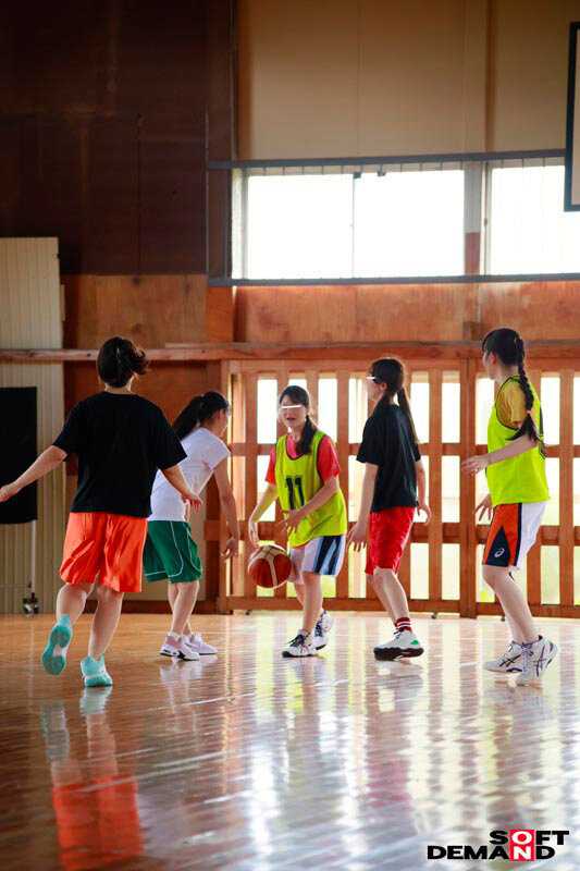 マジックミラー号 大自然の中で育った田舎女子〇生に大人の保健体育！恋愛よりも部活に勤しむ健康的なスポーツ少女10名収録！