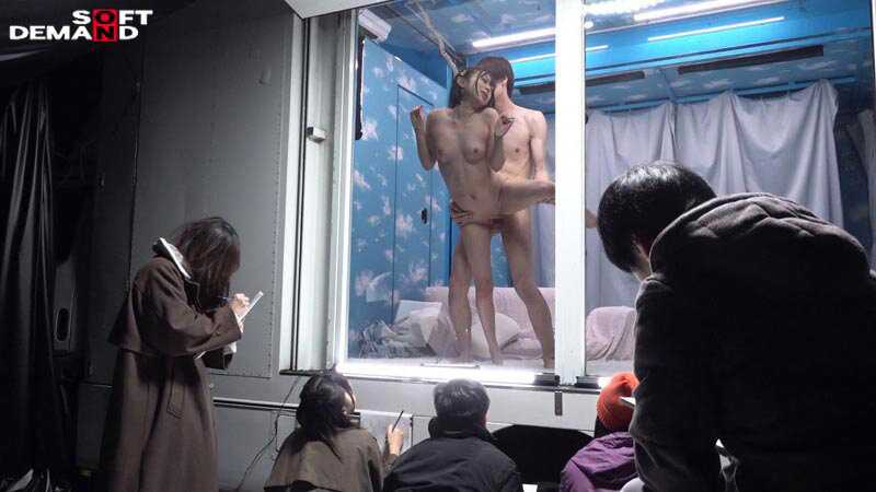 逆転マジックミラー号パート11 お洒落女子に「写真を撮らせてもらえませんか？」と声をかけ承認欲求を満たしたい素人娘をマジックミラー号に連れ込んでマジックミラーを逆転させてデッサン会場で生SEXを大公開するハメに！