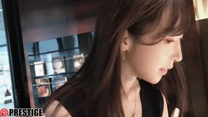 The Ultimate Lover and the Ultimate Creampie Intercourse. 58 Slender Beautiful Legs Fair-skinned E-cup[Origin]