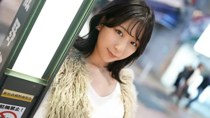 I want to be completely messed up... A cute innocent girl appears! Her hidden erotic desires are unleashed!? After a long time without sex, she prefers it intense! She can't help but moan from the thrusting! [First Time] Online AV Application → AV Experience Filming 2147