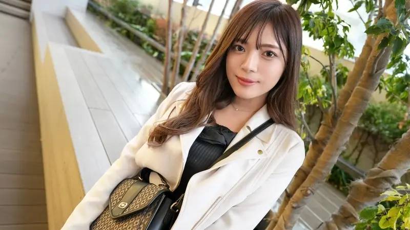 Perfect beauty with stunning face, body, and breasts! A former model makes her debut on Amateur TV! Professional-grade oral skills from her entertainment industry experience!? Overflowing vaginal juices!! The convulsions of her slender body are irresistible! [First Time] Online AV Application → AV Experience Filming 2205