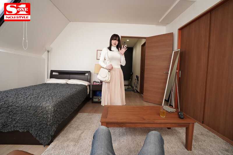 When VR makes her tipsy, she transforms into a clingy sweetheart... Living together with girlfriend Mei Washio who's acting wildly seductive like never before