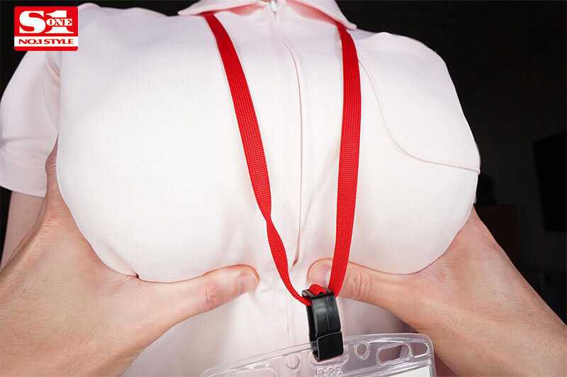 Night shift nurse Mei Washio, with her pure white J-cup breasts, charm, and maternal nature, helps alleviate both pre-VR surgery anxiety and accumulated stress through professional care