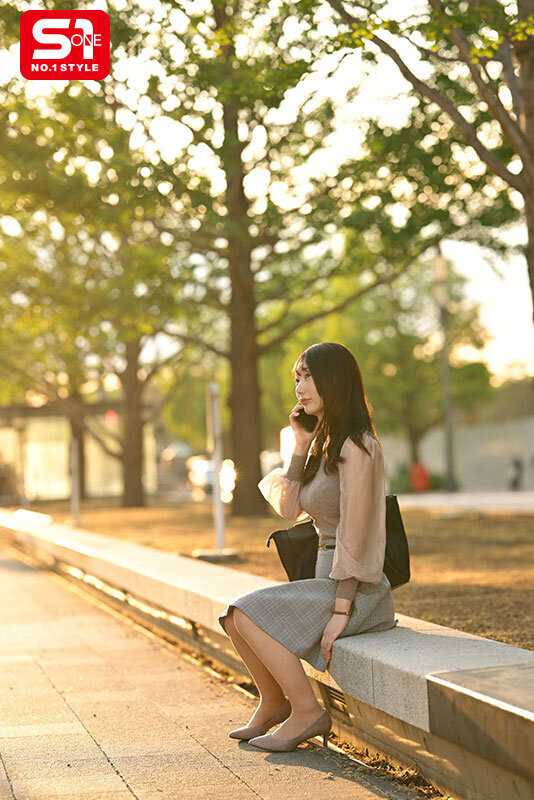 VRVR NO.1 STYLE Amateur's Thinnest J <Shino Mayu> 8K VR Release Special Feature: Enjoying Those Bouncy Breasts on Her Ultimate Slender Body