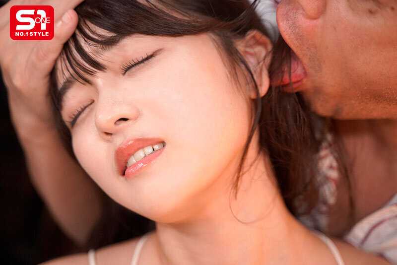 「おじさんに可愛がってもらいなさい。」我が子を小金持ちに売った母と体の隅々まで舐めしゃぶられる娘 桜乃りの