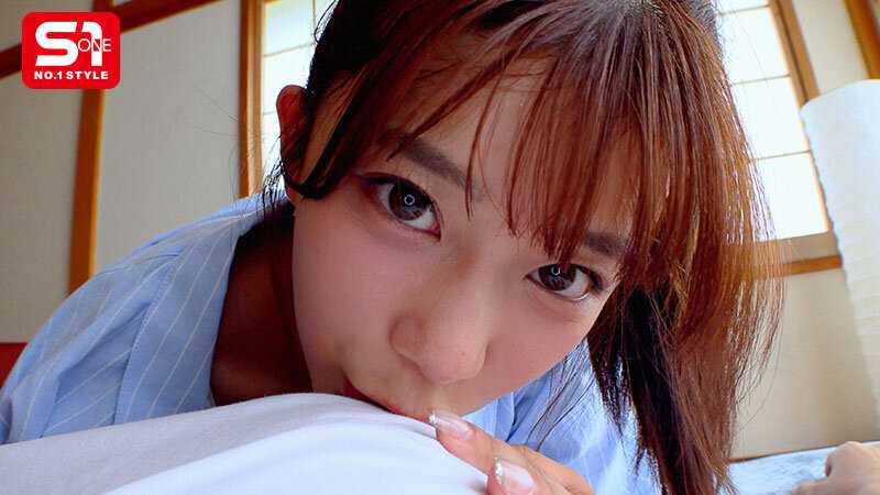 彼女、彼女の妹との温泉旅行で妹の方が二人きりになるたびに甘え密着ボディタッチからのおねだりキッス、 たまらず勃起するとジュボジュボしゃぶり始め暴発寸前チ●ポを色んな体位でハメてきて意のままに大量射精しちゃう恥ずかしい僕。 川越にこ