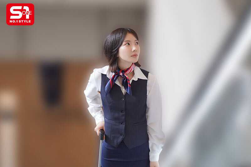 どんな命令も完全合意ハイクラスな見た目なのにドマゾなCAを飽きるまで調教し続けてヤッた 音無鈴