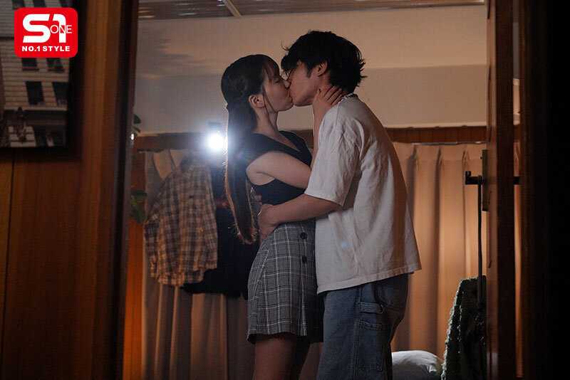 「先輩の射精そうな顔、かわいい～」年下のくせに翻弄誘惑してくるからかい上手な後輩まりんちゃんに何度も射精させられちゃう僕。 三田真鈴