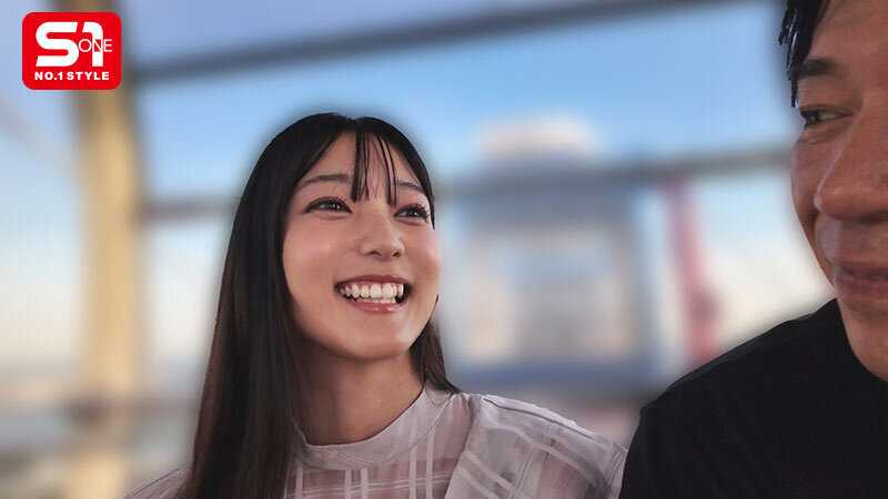 朝一セックスって歯磨き、いる？イチャついて、キスして、たくさん絡み合う、初めてのお泊まりホテルハメ撮り 初美なのか