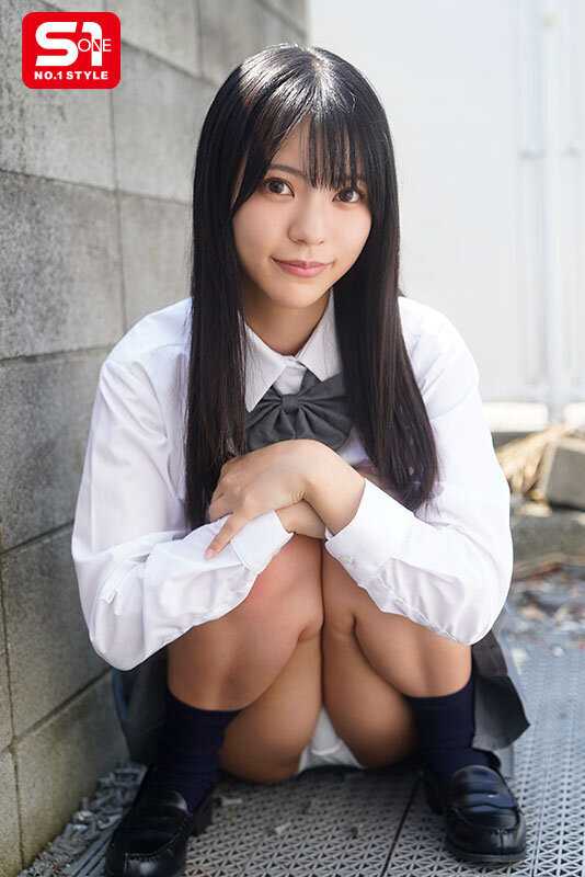 清楚系に見えてエロ妄想癖の文学女子と二人きりになったら…耳元でスッゴイ淫語囁かれながら強●勃起でヤラレちゃう。 浅野こころ