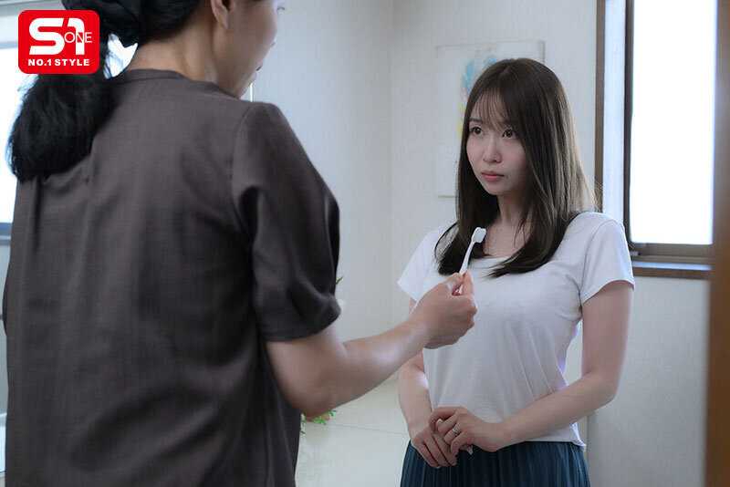 セクハラ義父、意地悪な姑、マザコン夫…結婚ガチャに大外れした巨乳若妻が三者択一ですがったのはキモい義父との粘着性交 夢乃あいか