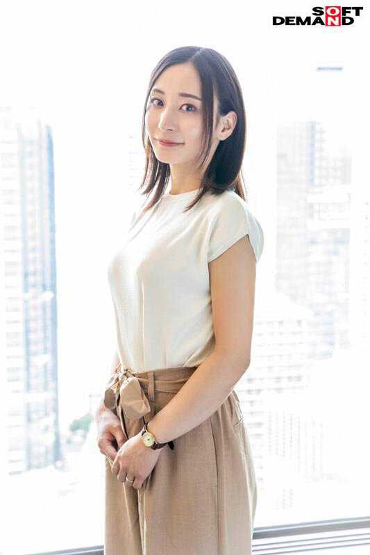 本物人妻13名の緊張と背徳感溢れる初セックスを合計13SEX収録 総集編2枚組10時間