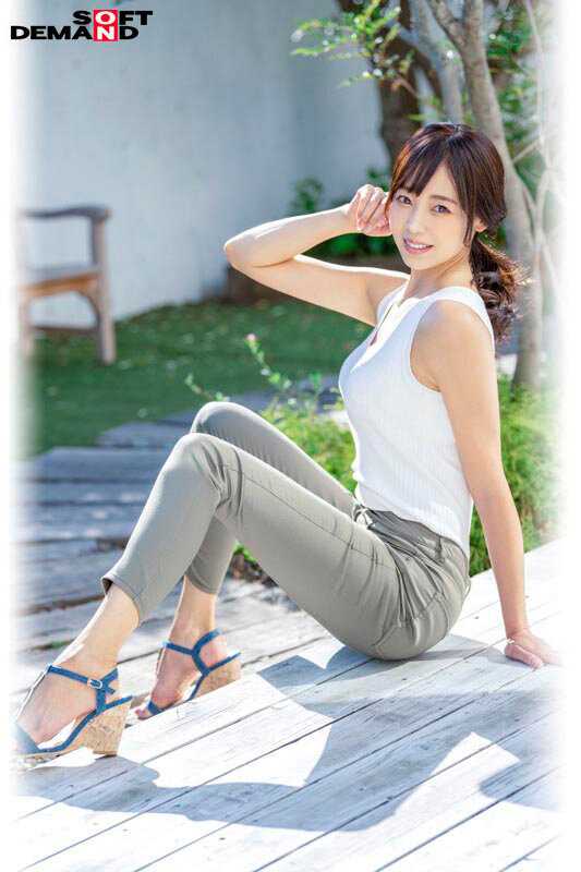 本物人妻13名の緊張と背徳感溢れる初セックスを合計13SEX収録 総集編2枚組10時間